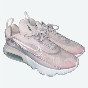 Nike Air Max 2090 / Barely Rose / Women’s Size 7 US